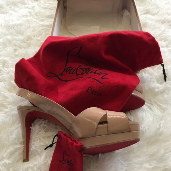 Christian Louboutin - Picture 12 of 14